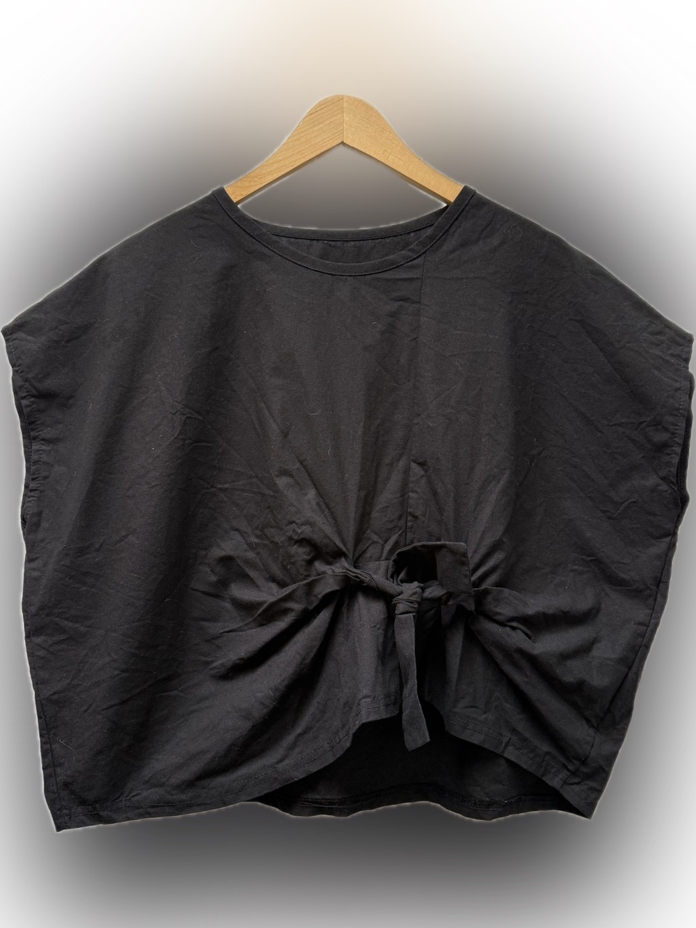 $7 bundle item-Cropped Cotton Minimalist Top